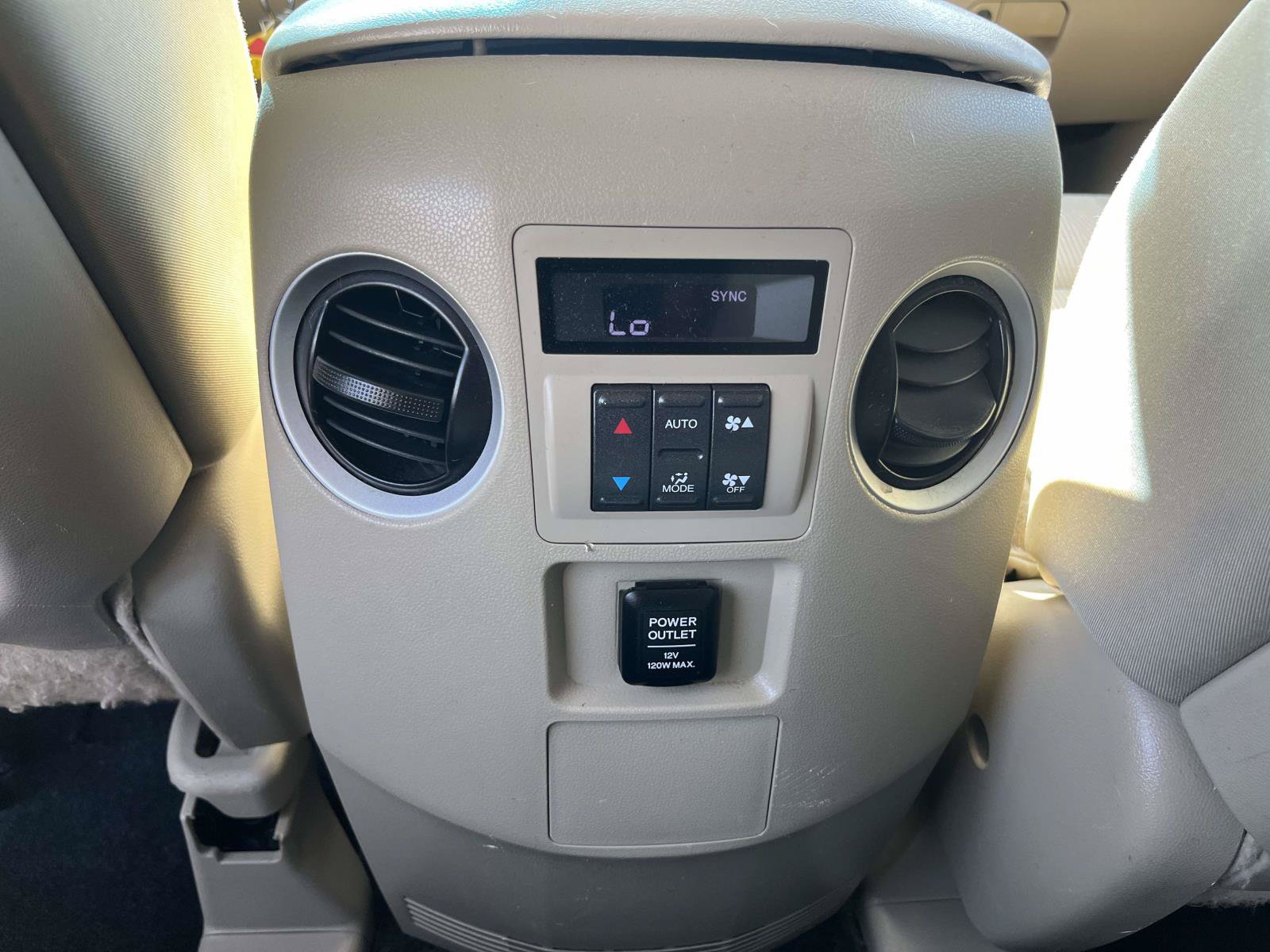 Used 2011 Honda Pilot EX image 10