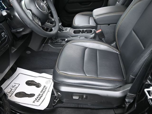 Used 2025 Jeep Gladiator Sport image 15