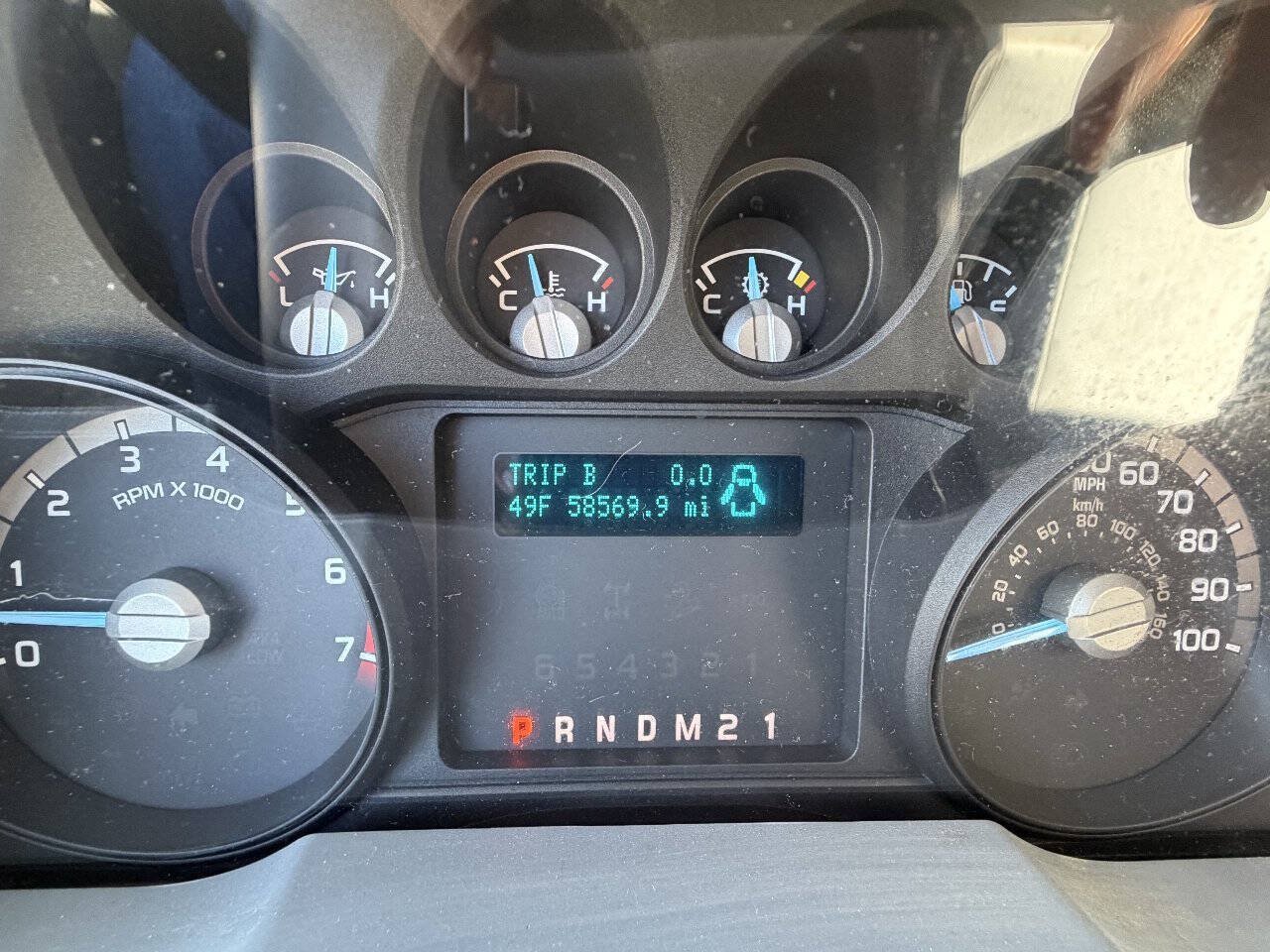 Used 2016 Ford F250 XL w/ XL Appearance Package AWD/4WD image 30