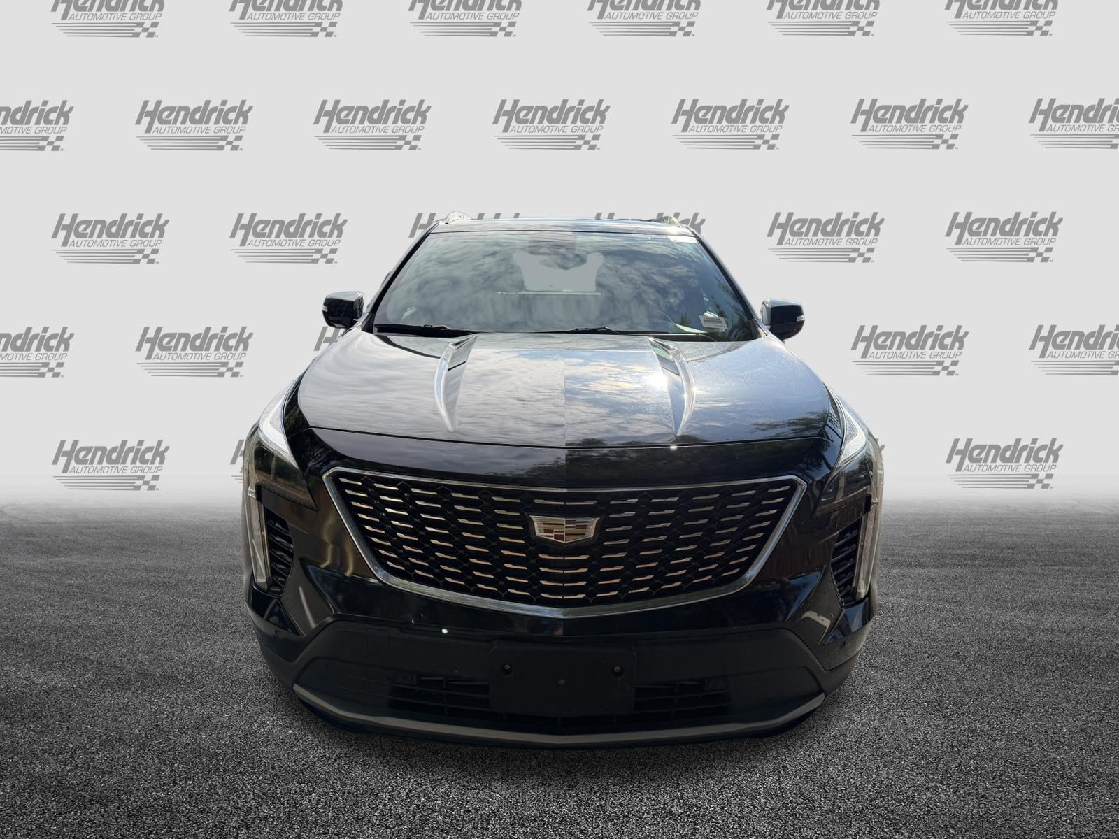 Used 2021 Cadillac XT4 Premium Luxury AWD/4WD image 3
