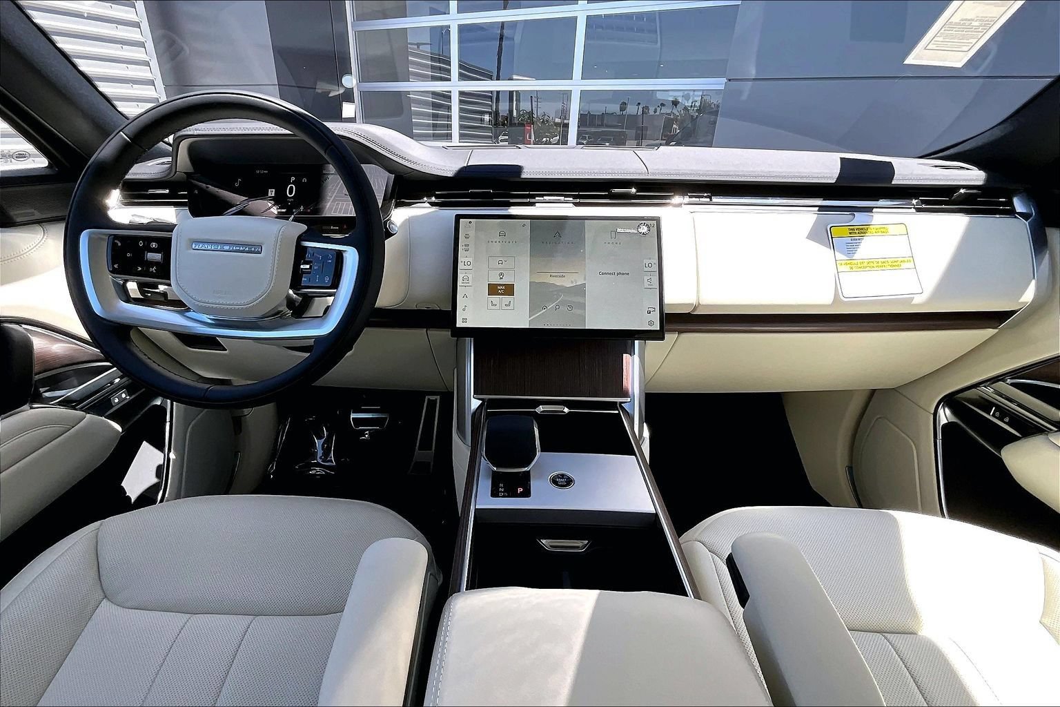 New 2026 Land Rover Range Rover SE AWD/4WD image 5