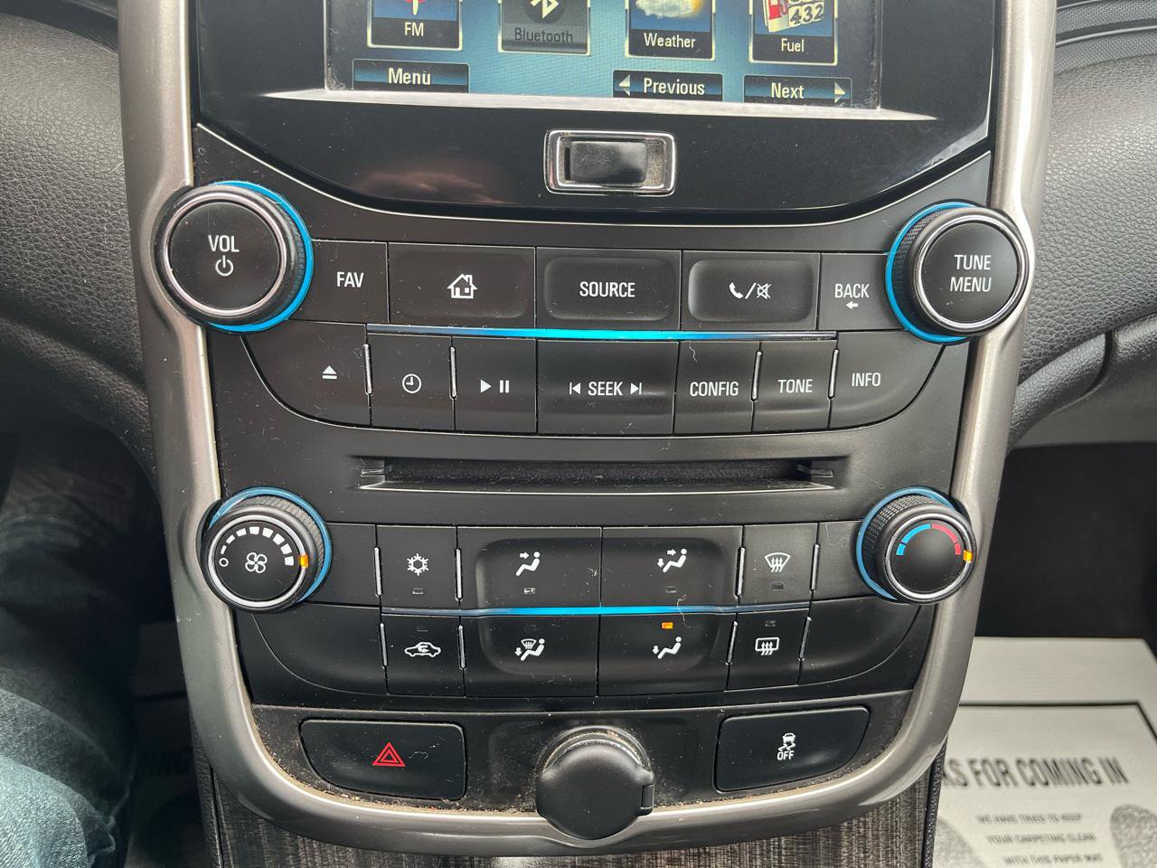 Used 2015 Chevrolet Malibu LT image 17