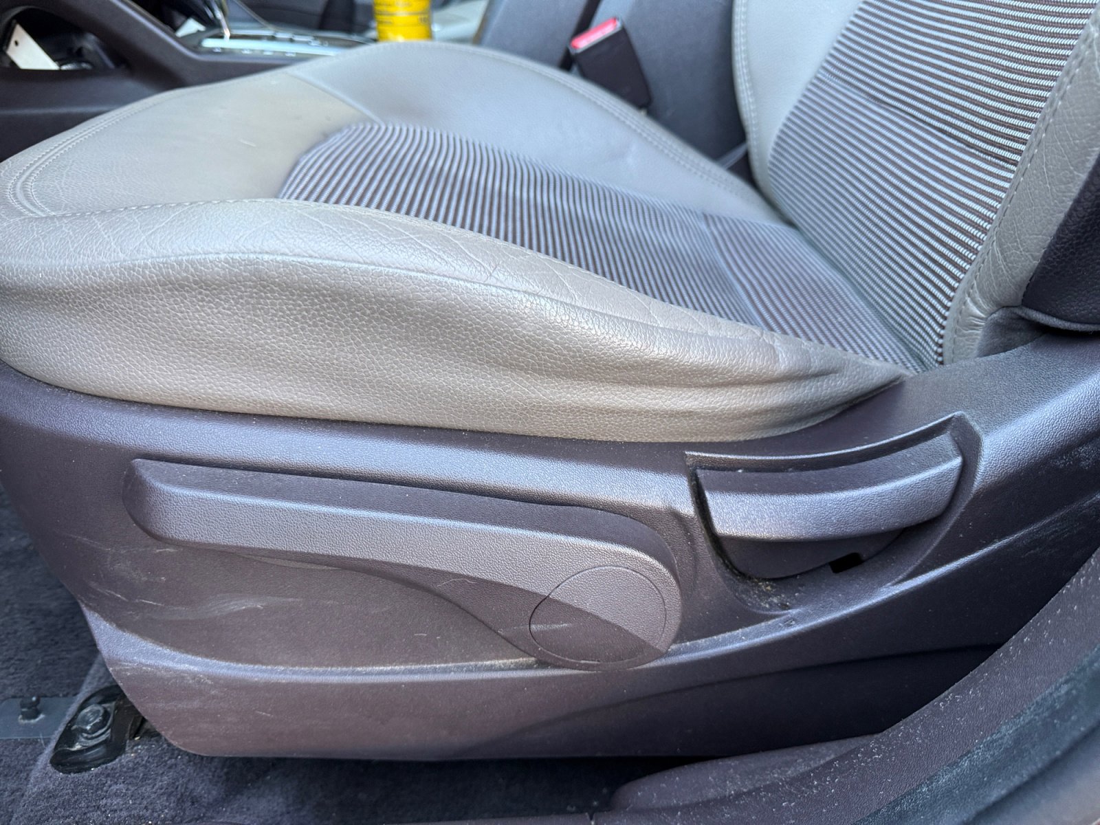 Used 2013 Hyundai Tucson GLS image 14