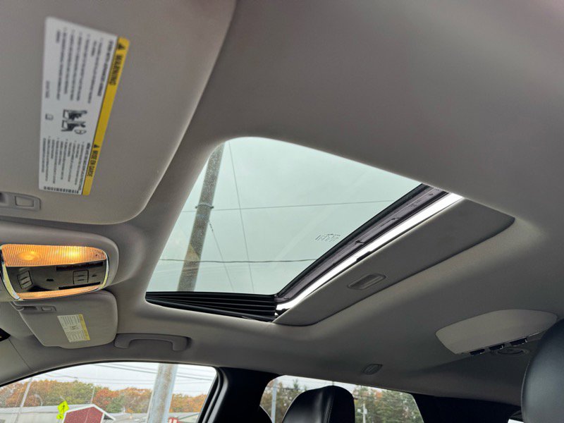 Used 2014 Dodge Durango Limited w/ Nav & Power Liftgate Group image 15