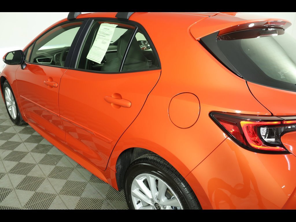 Used 2025 Toyota Corolla SE image 14