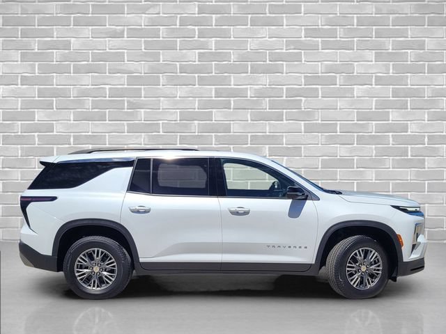 New 2026 Chevrolet Traverse LT w/ Driver Confidence Package AWD/4WD image 4