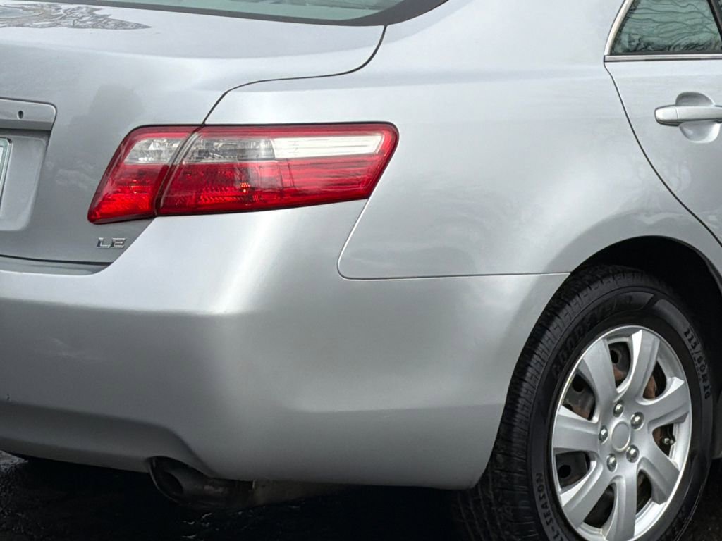 Used 2007 Toyota Camry LE image 6