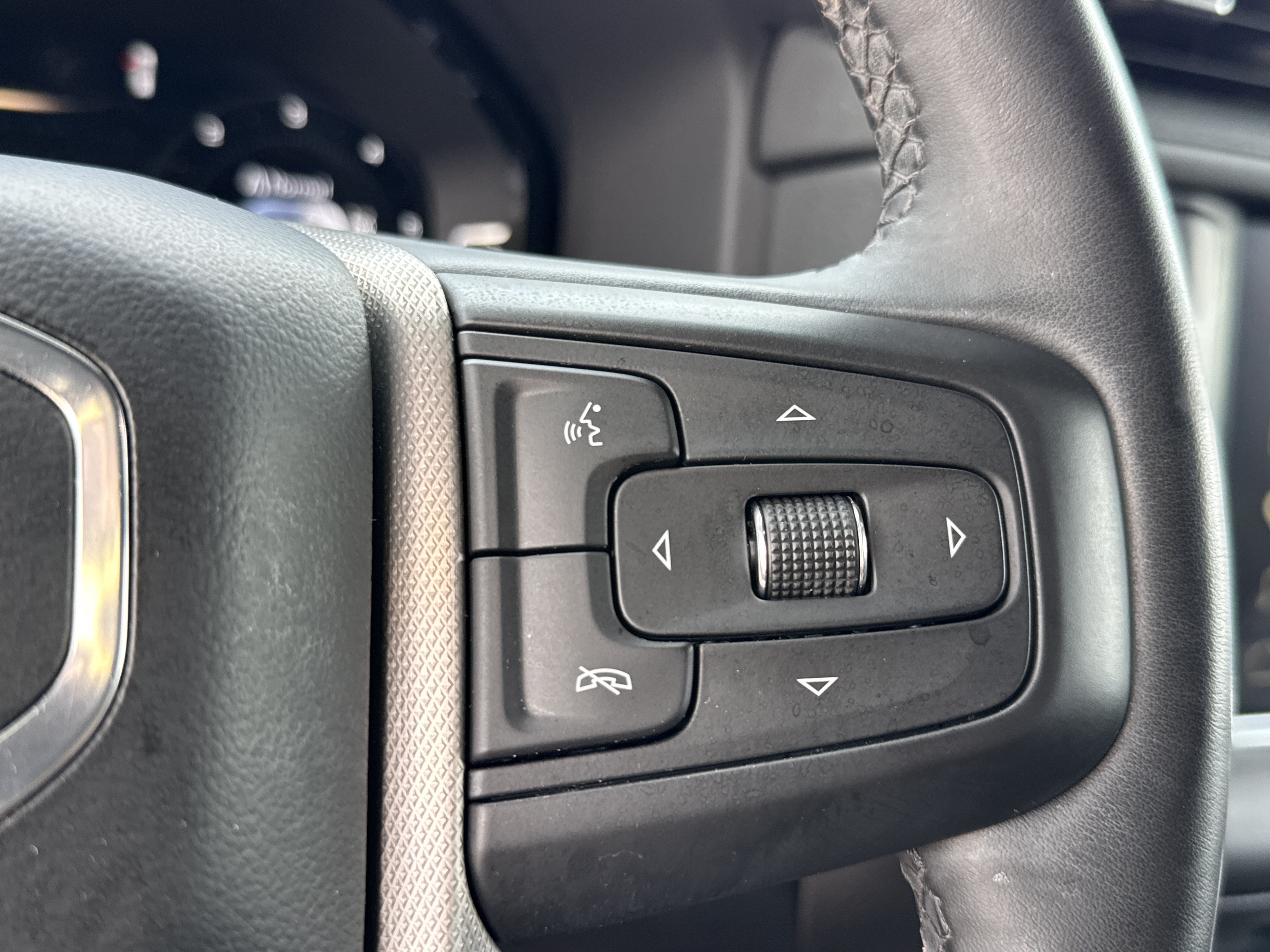 Used 2023 GMC Yukon Denali w/ LPO, Floor Liner Package AWD/4WD image 20