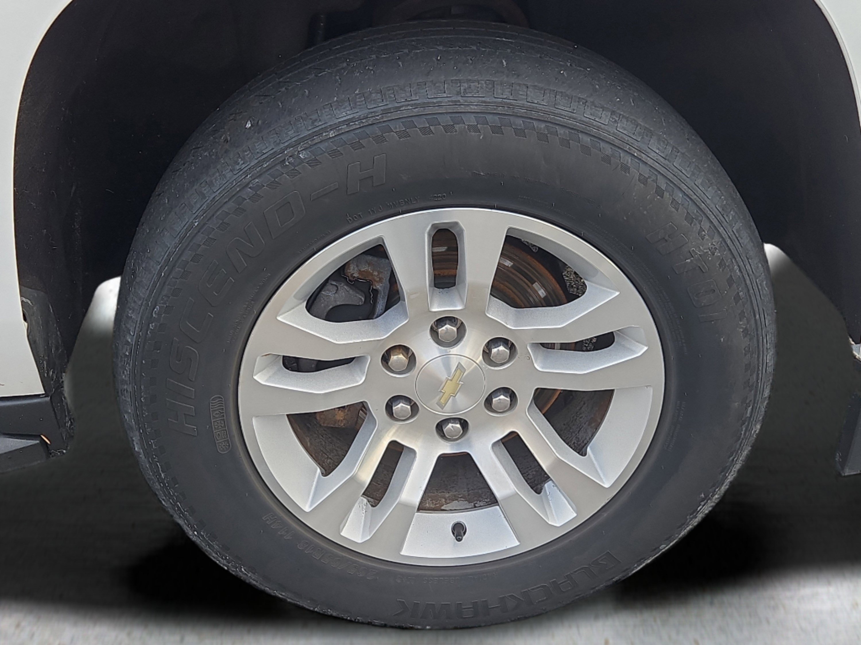 Used 2017 Chevrolet Tahoe LT image 4