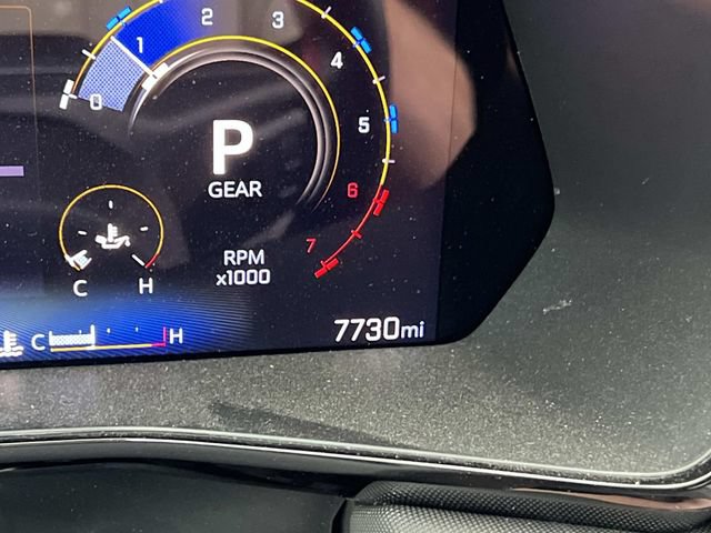 Used 2026 Chevrolet Colorado Z71 w/ Technology Package AWD/4WD image 19