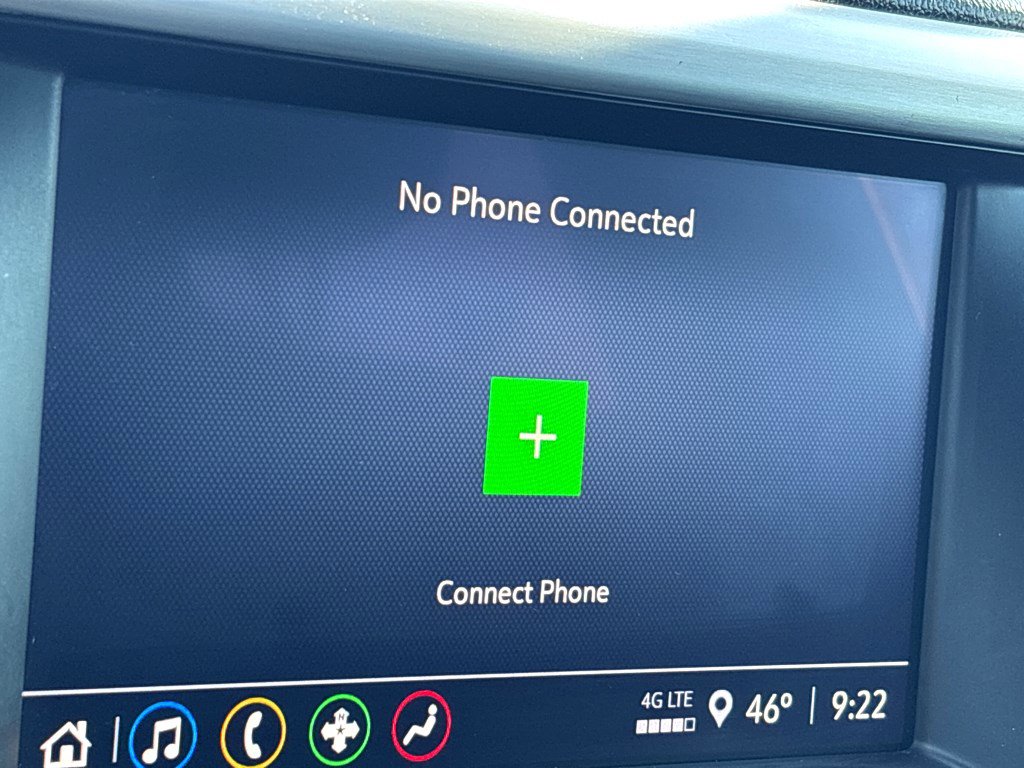 Used 2023 GMC Acadia SLE w/ Driver Convenience Package image 6