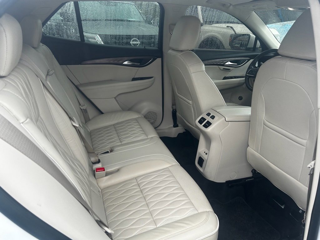Used 2021 Buick Envision Avenir w/ Technology Package II image 15