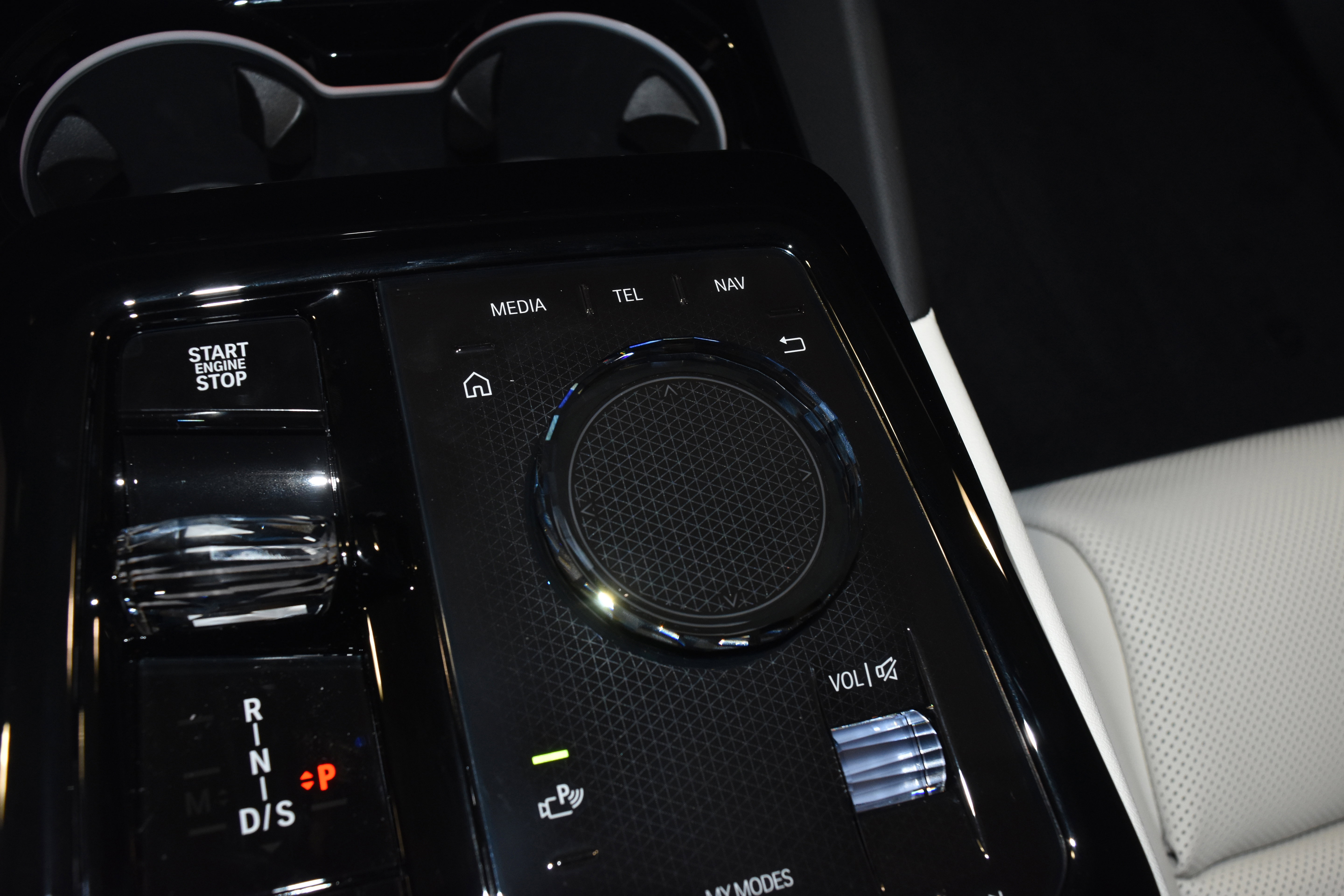 New 2027 BMW 540i xDrive AWD/4WD image 15