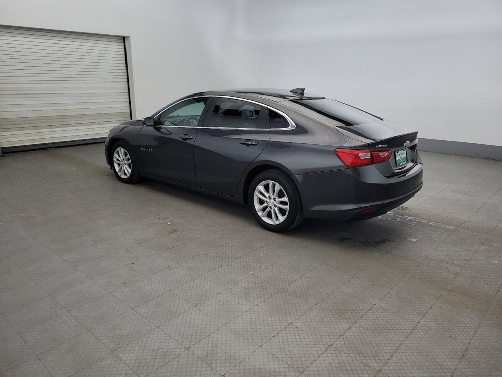 Used 2018 Chevrolet Malibu LT FWD image 3