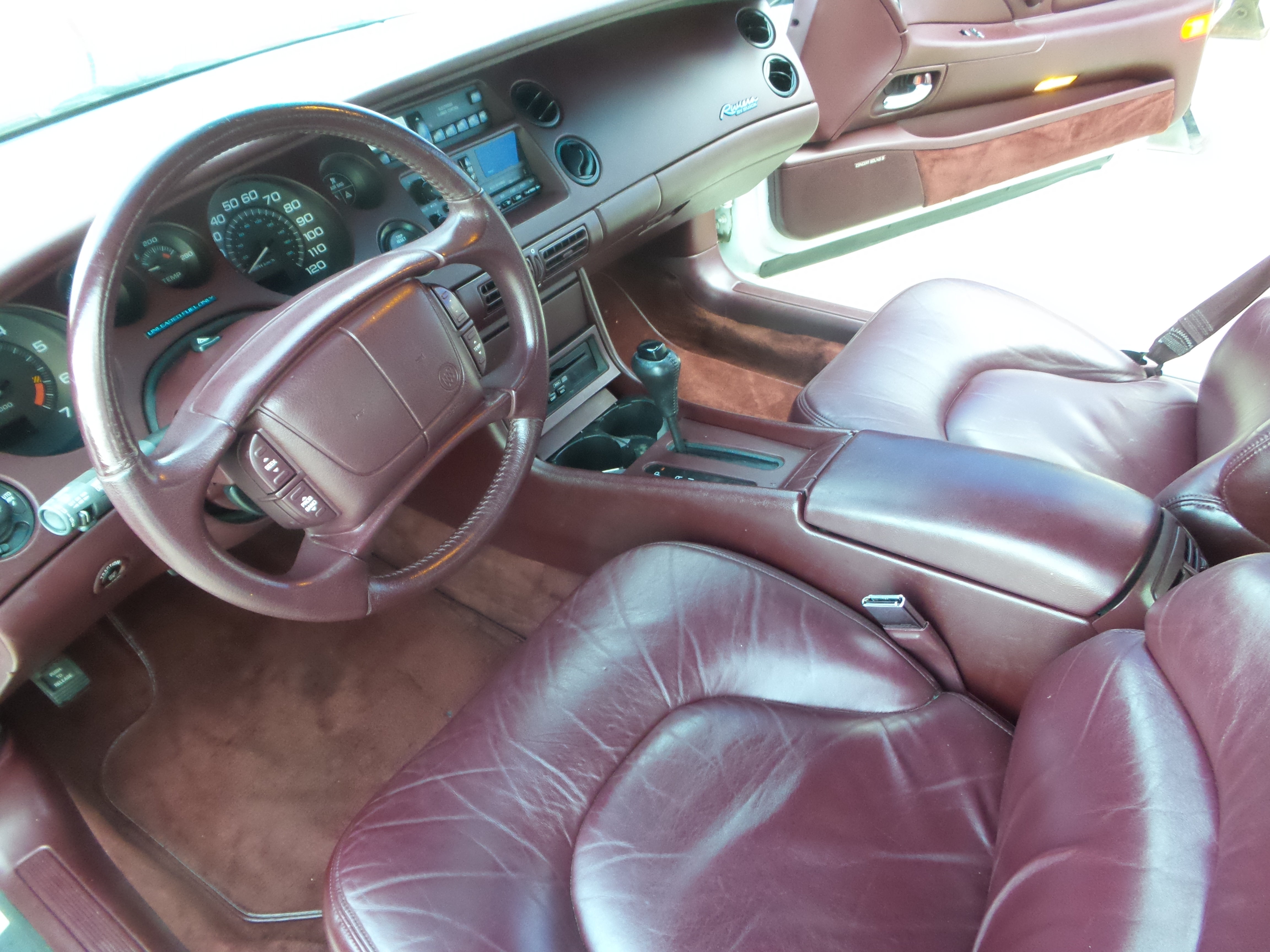 Used 1995 Buick Riviera Coupe FWD image 56