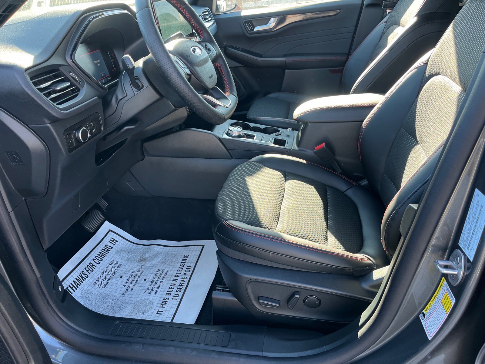 New 2026 Ford Escape ST-Line w/ Tech Pack #1 image 17