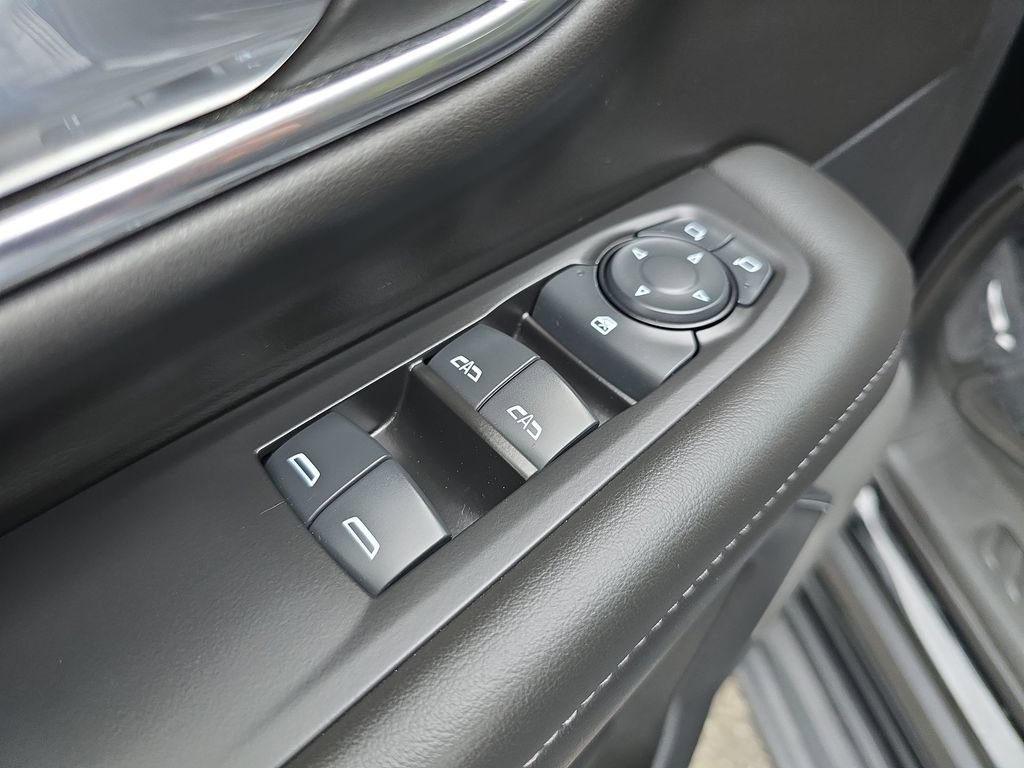 Certified 2024 GMC Yukon XL SLE image 26