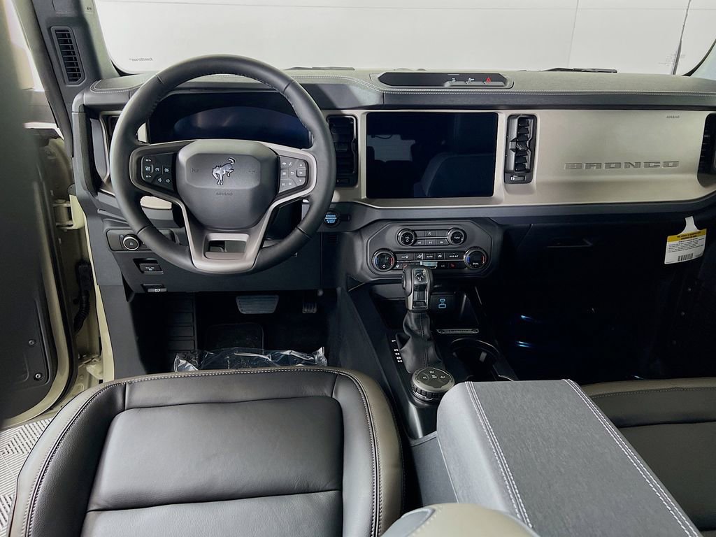 New 2025 Ford Bronco Outer Banks image 26