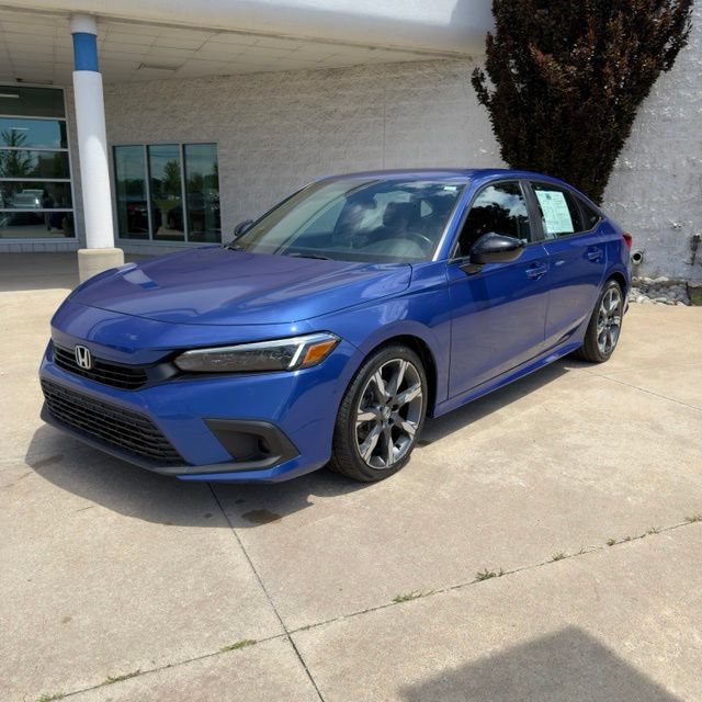 Used 2023 Honda Civic Sport image 1
