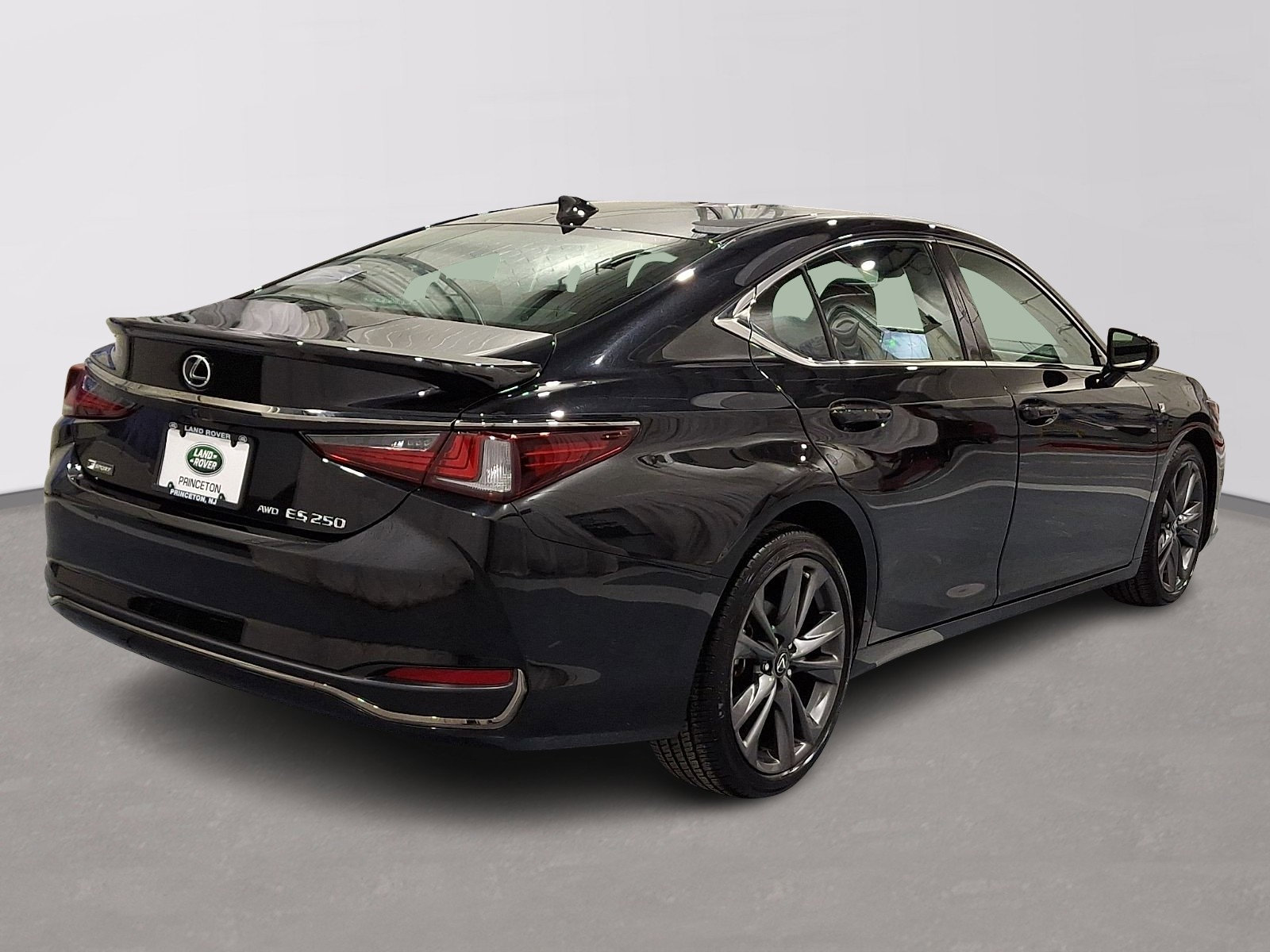 Used 2021 Lexus ES 250 F Sport image 4
