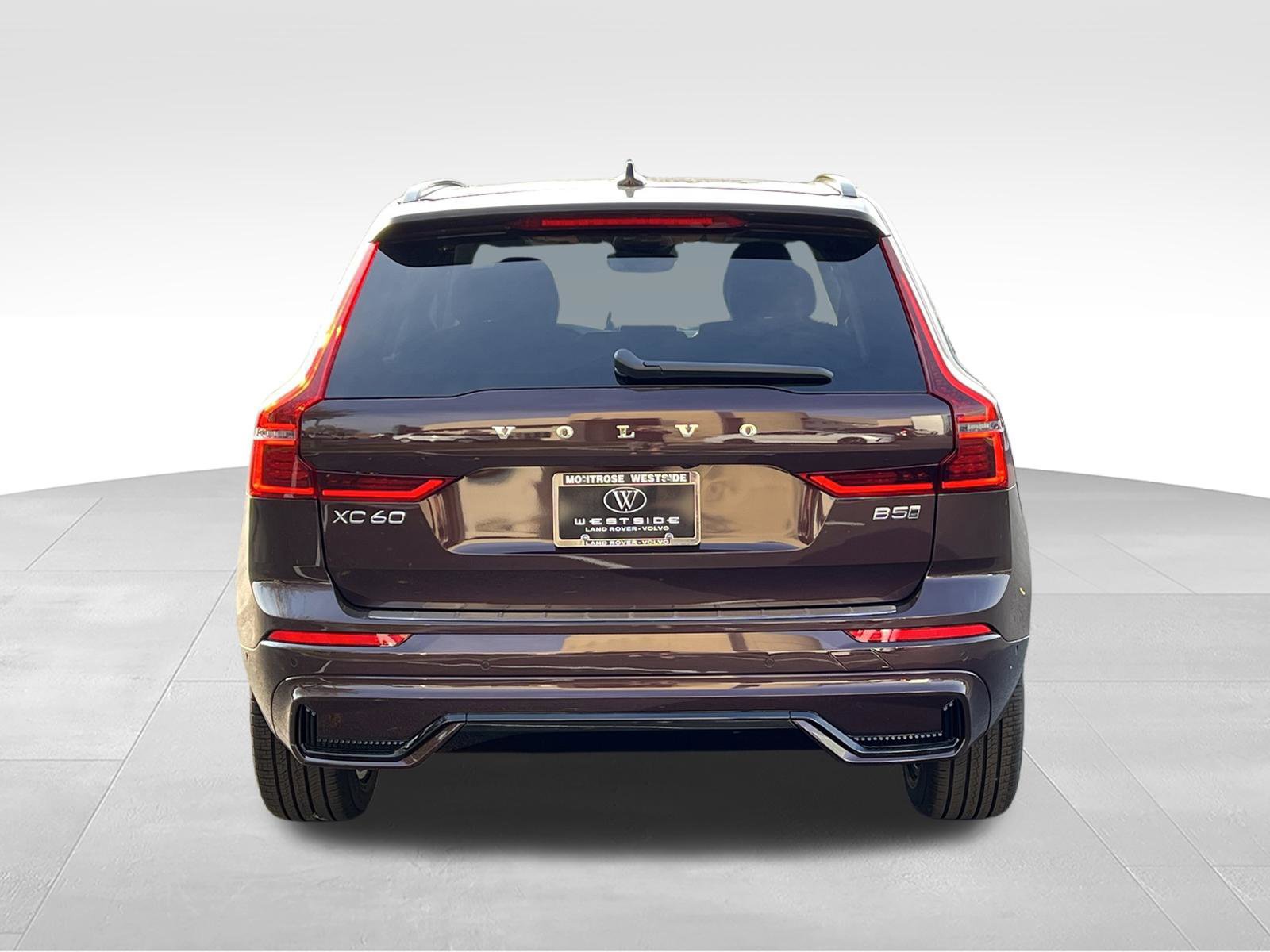 New 2026 Volvo XC60 B5 Plus w/ Protection Package Premier AWD/4WD image 4