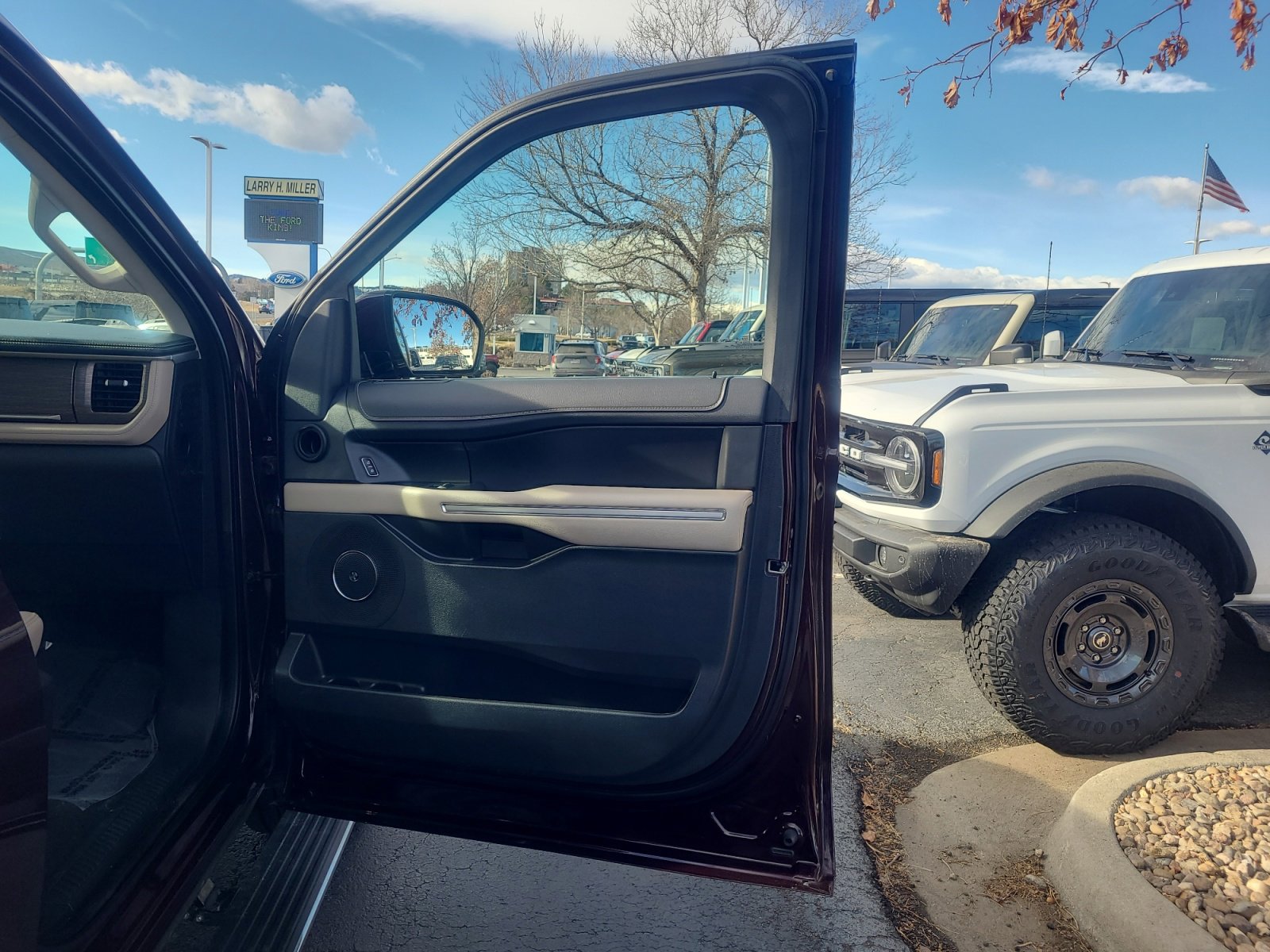 Certified 2024 Ford Expedition Max Limited w/ Excursion Package image 16