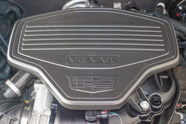 Used 2024 Cadillac XT6 Premium Luxury w/ LPO, Floor Liner Package image 4