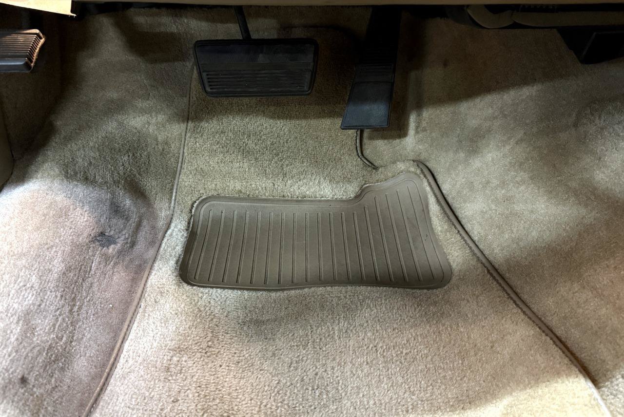 Used 1995 Buick Roadmaster Estate RWD image 92