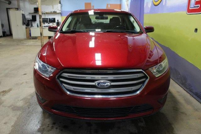 Used 2014 Ford Taurus SEL FWD image 2