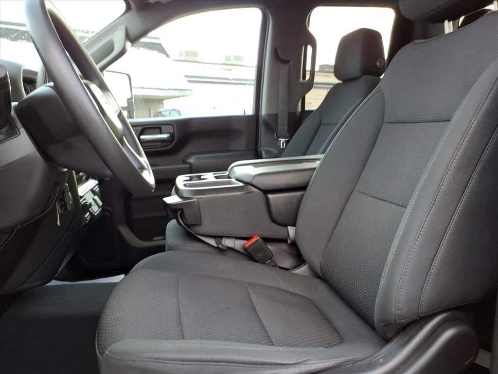 Used 2021 Chevrolet Silverado 2500 Custom w/ Custom Value Package image 12