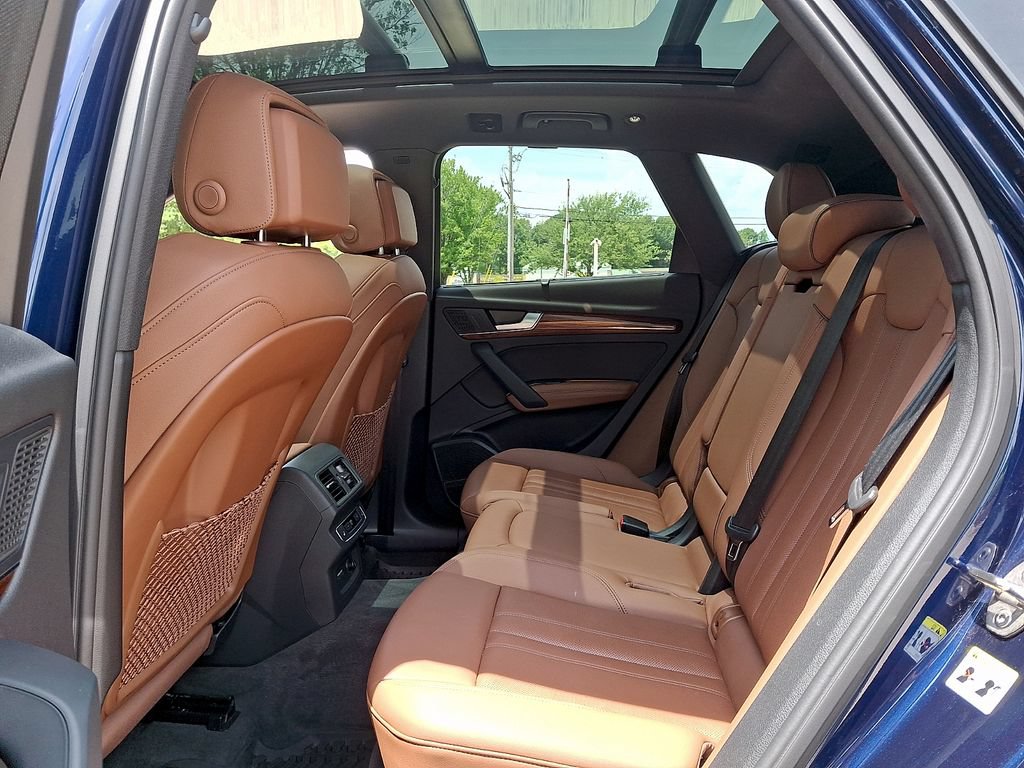 Used 2023 Audi Q5 Prestige w/ Prestige Package AWD/4WD image 10