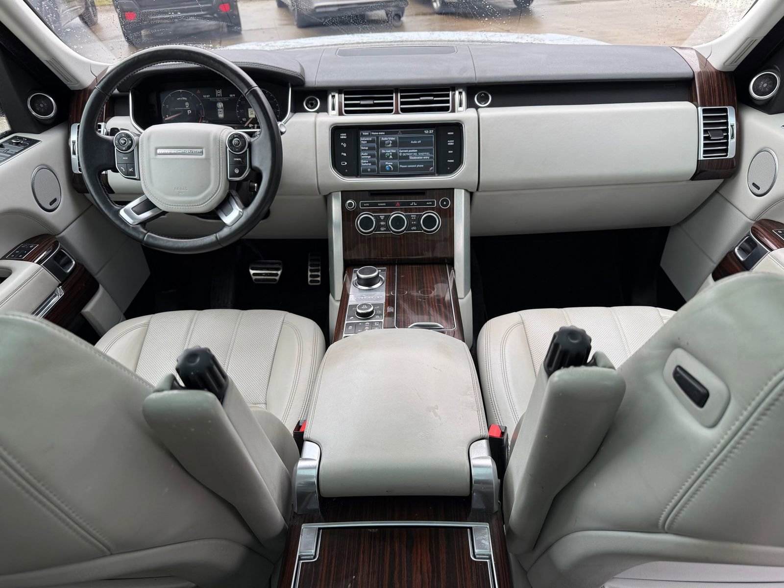 Used 2015 Land Rover Range Rover Long Wheelbase Supercharged image 24