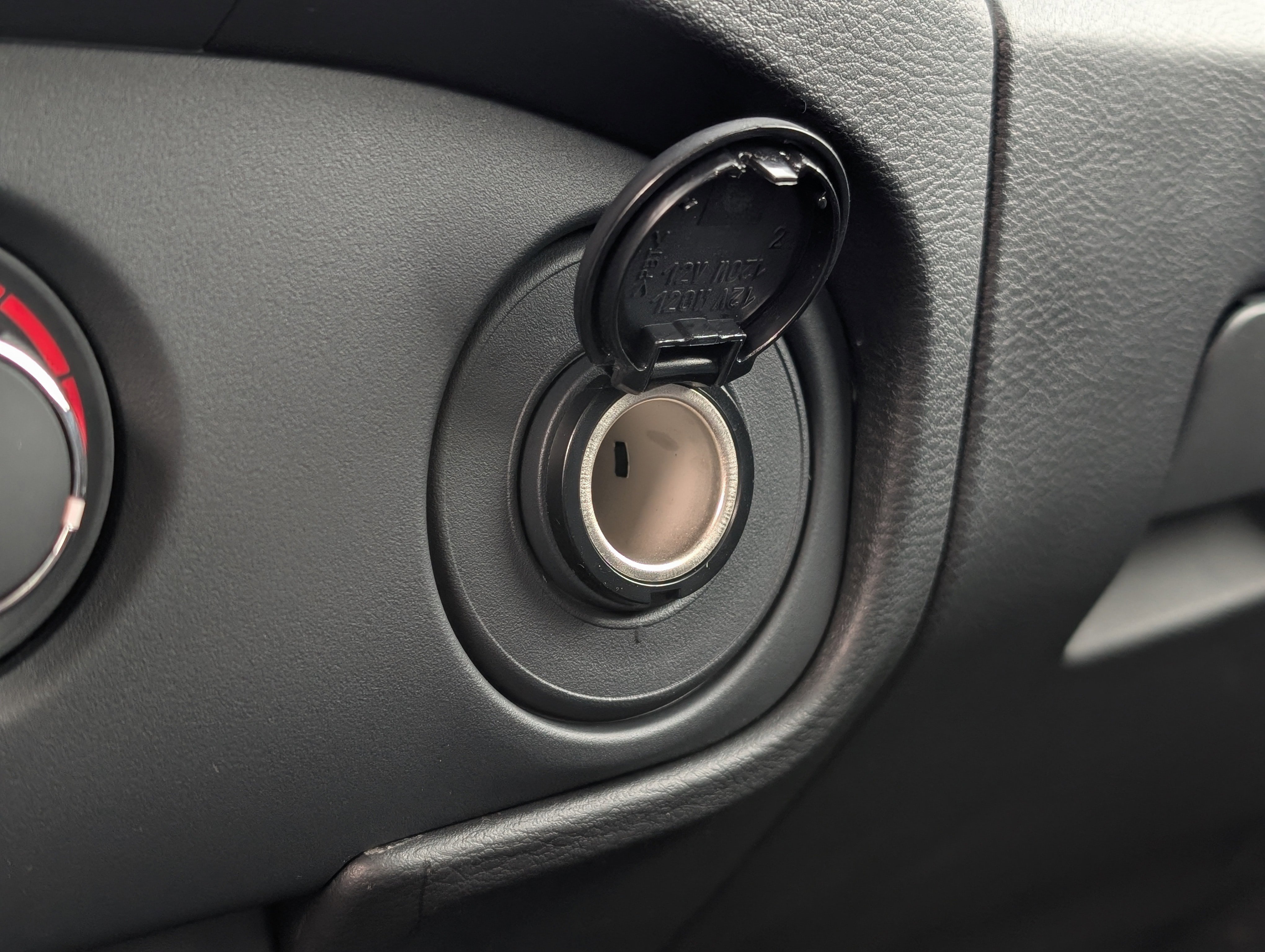 Used 2023 Nissan Frontier S w/ Technology Package image 21