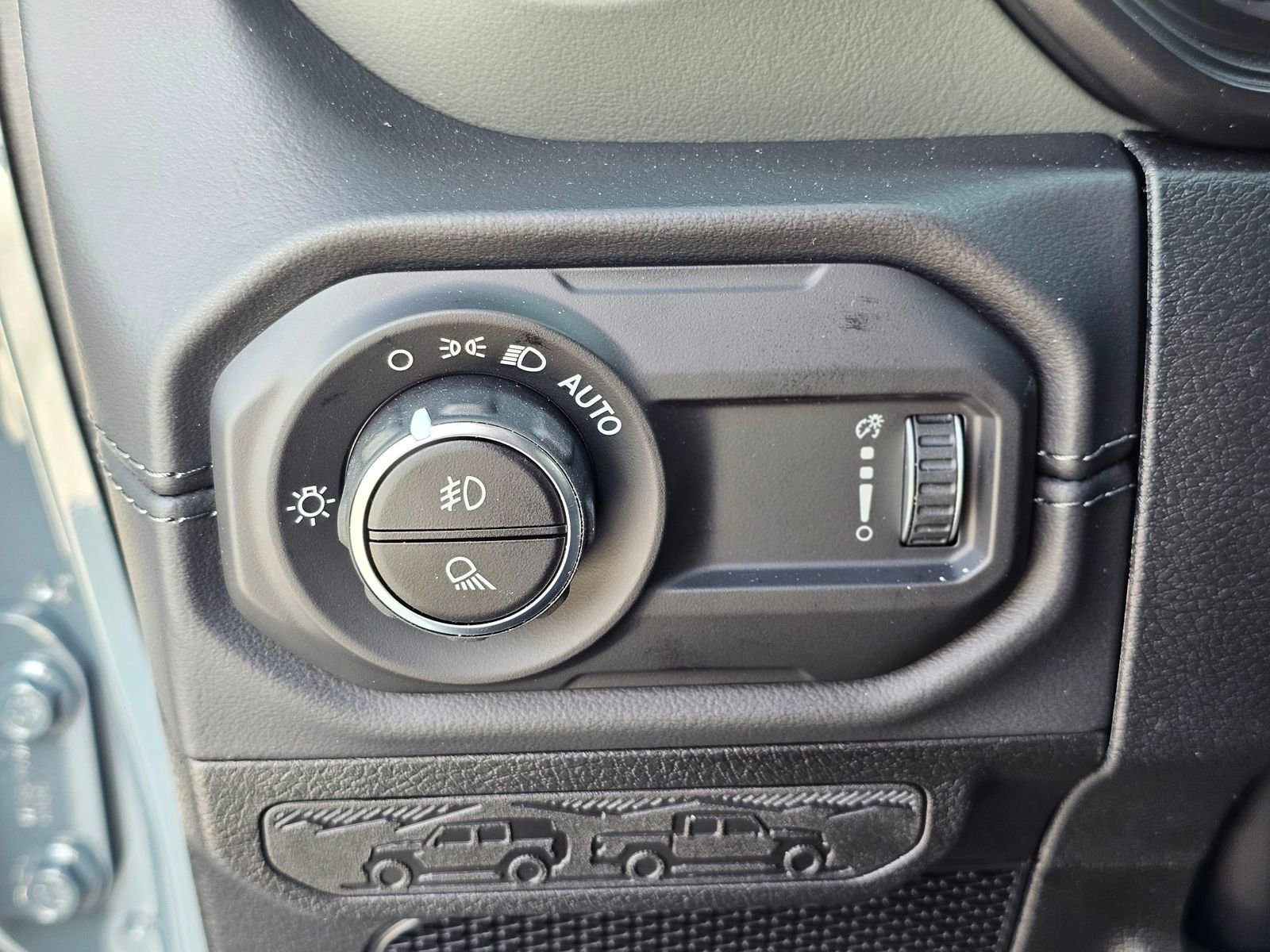 New 2026 Jeep Gladiator Mojave image 19