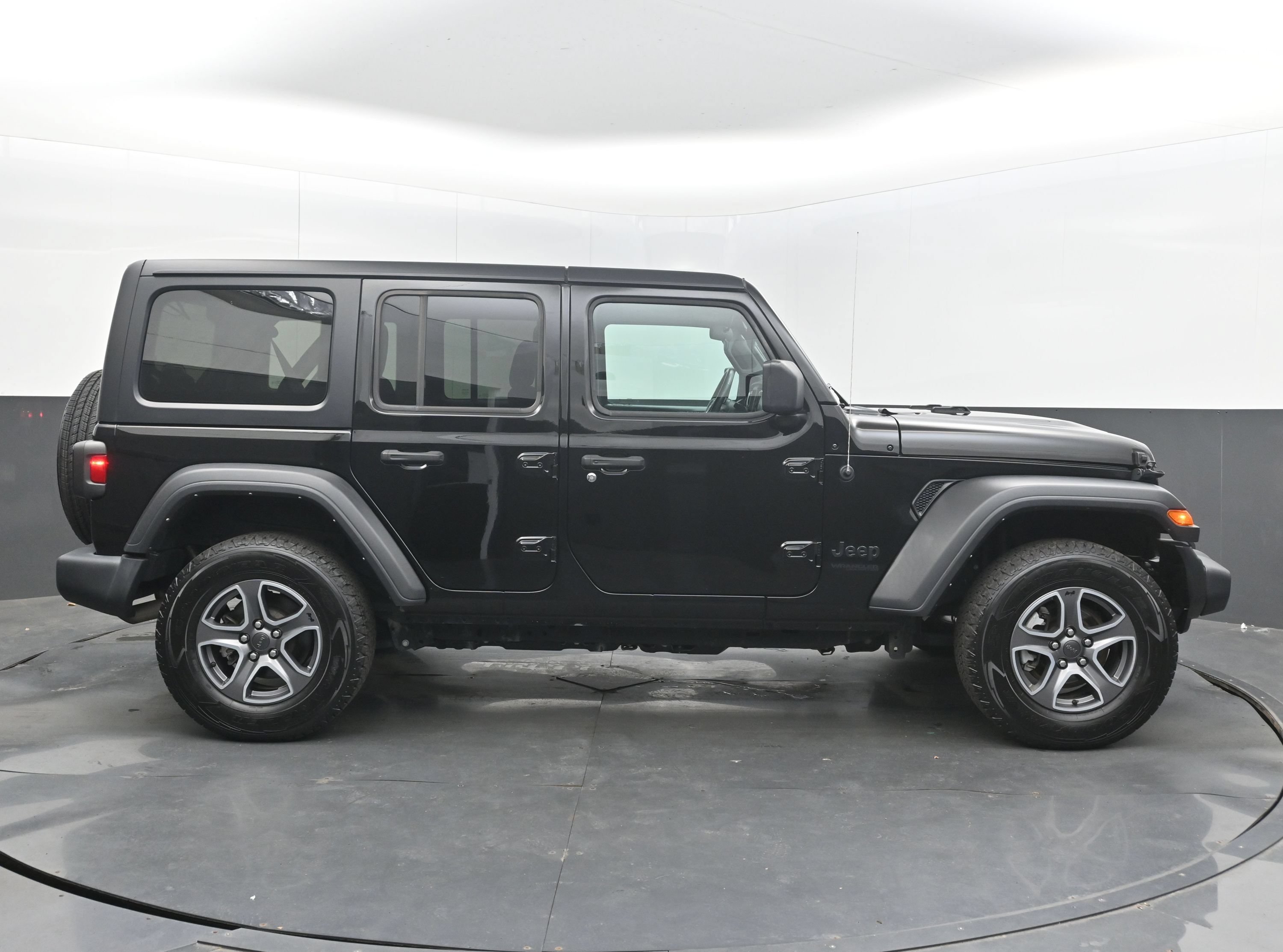 Used 2022 Jeep Wrangler Unlimited Sport AWD/4WD image 10