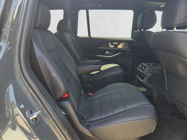 Certified 2026 Mercedes-Benz GLS 450 4MATIC image 18
