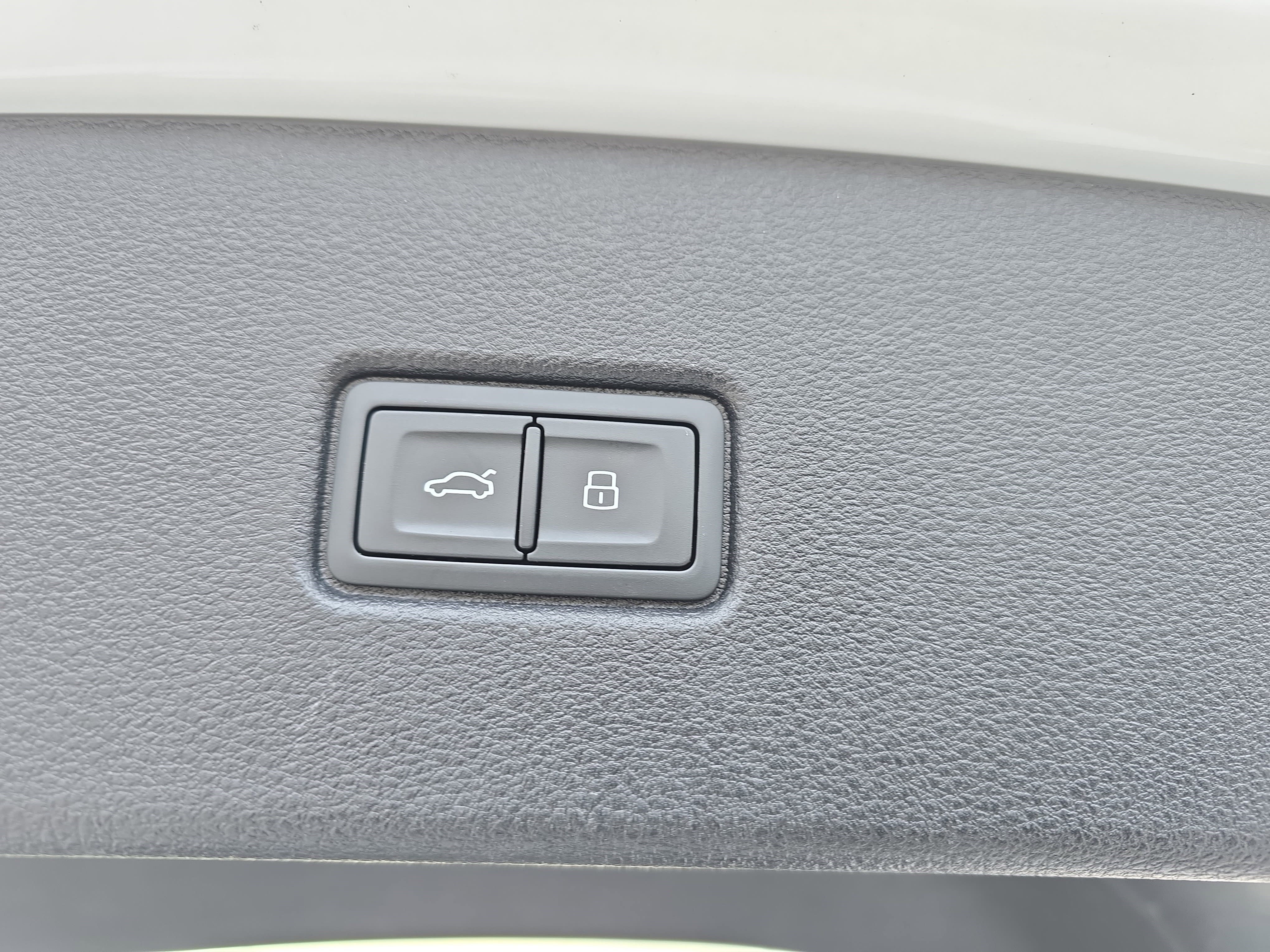 Used 2021 Audi Q5 2.0T Premium Plus w/ Premium Plus Package image 13