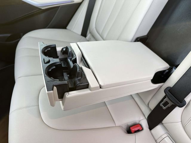 Used 2022 BMW X5 xDrive40i w/ Premium Package image 8