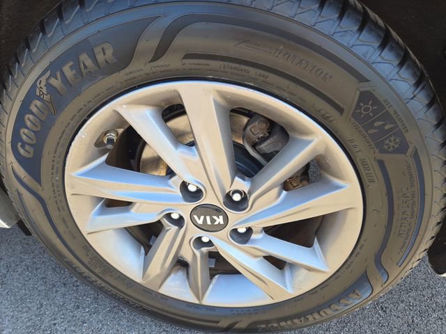 Used 2020 Kia Optima LX FWD image 26