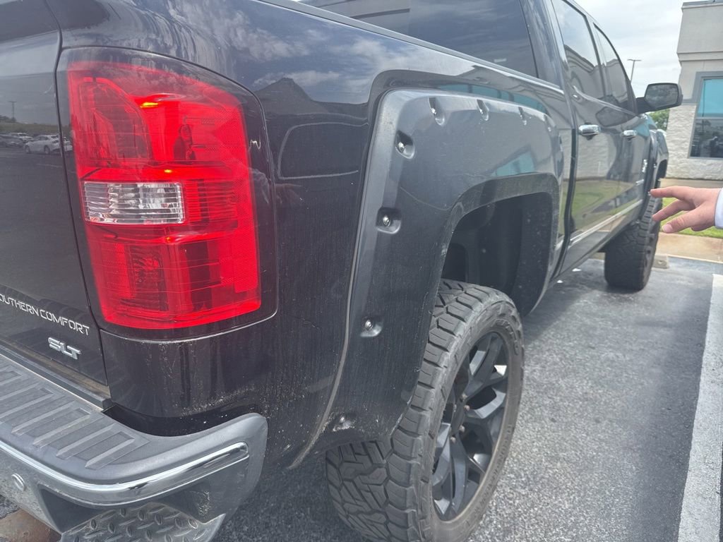 Used 2014 GMC Sierra 1500 SLT w/ SLT Preferred Package AWD/4WD image 4