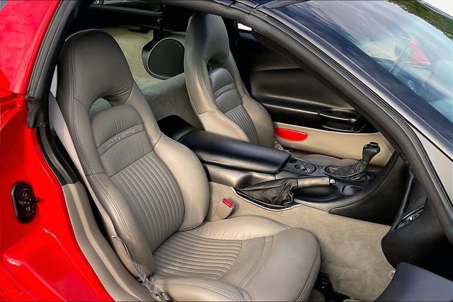 Used 1997 Chevrolet Corvette Coupe w/ Memory Pkg RWD image 18