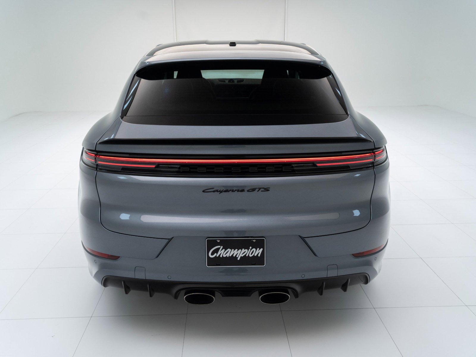 New 2026 Porsche Cayenne GTS image 10