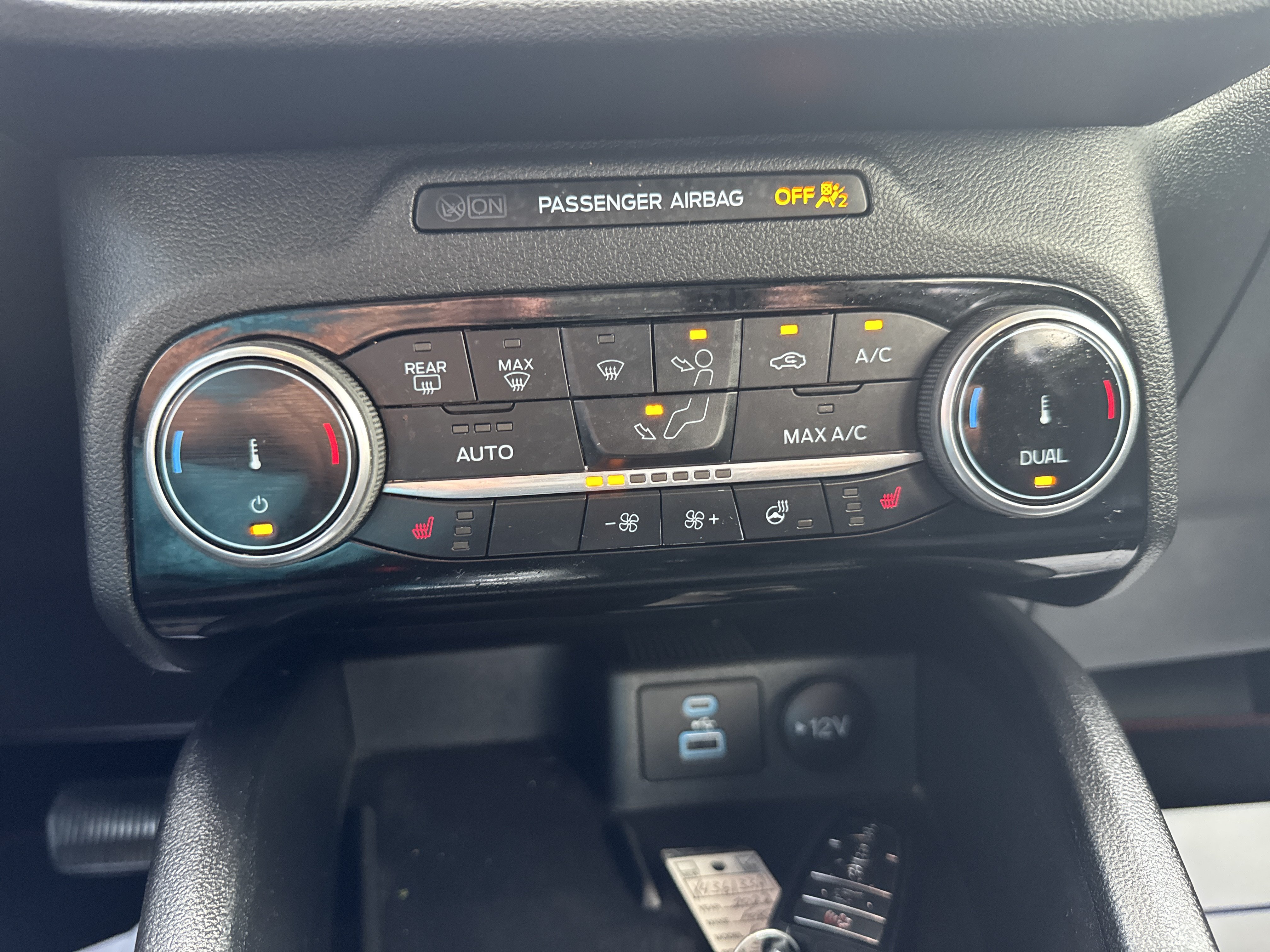 Used 2022 Ford Escape SEL w/ SEL Stealth AWD Package image 18