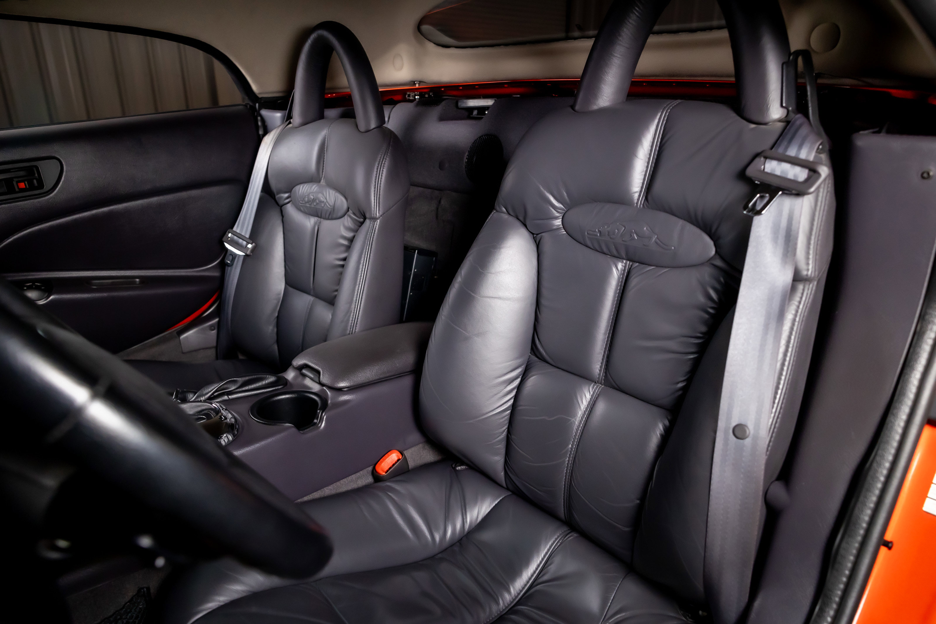 Used 2001 Chrysler Prowler image 4