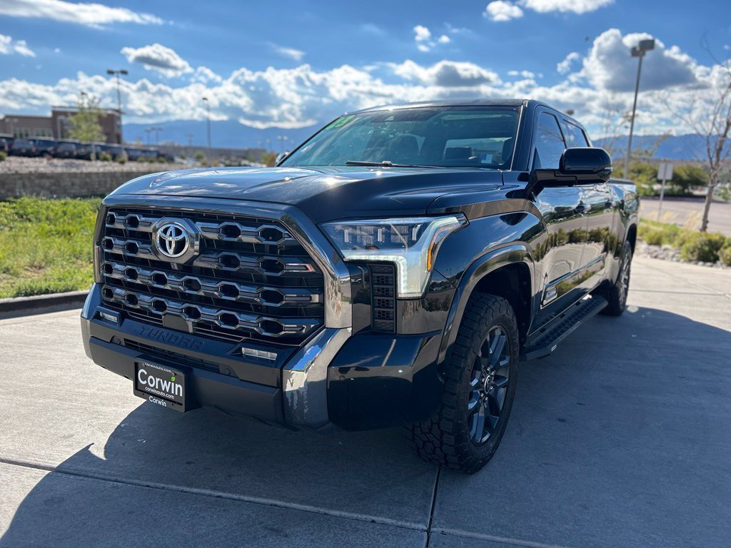 Used 2023 Toyota Tundra Platinum AWD/4WD image 3