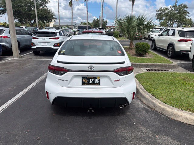 Used 2026 Toyota Corolla XSE FWD image 2