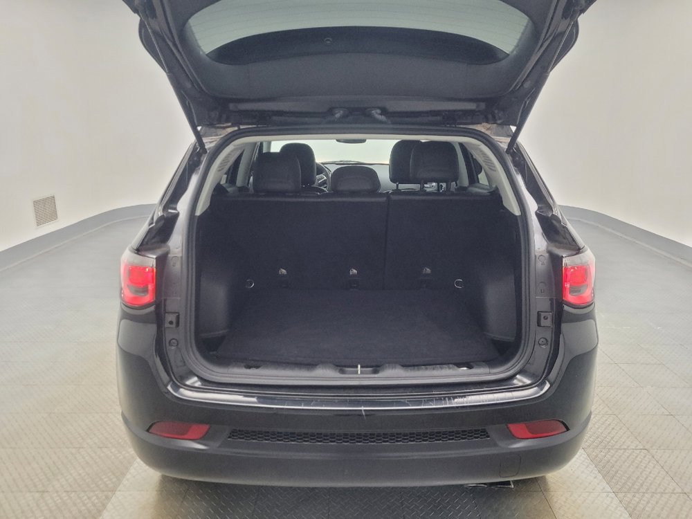 Used 2019 Jeep Compass Altitude image 29