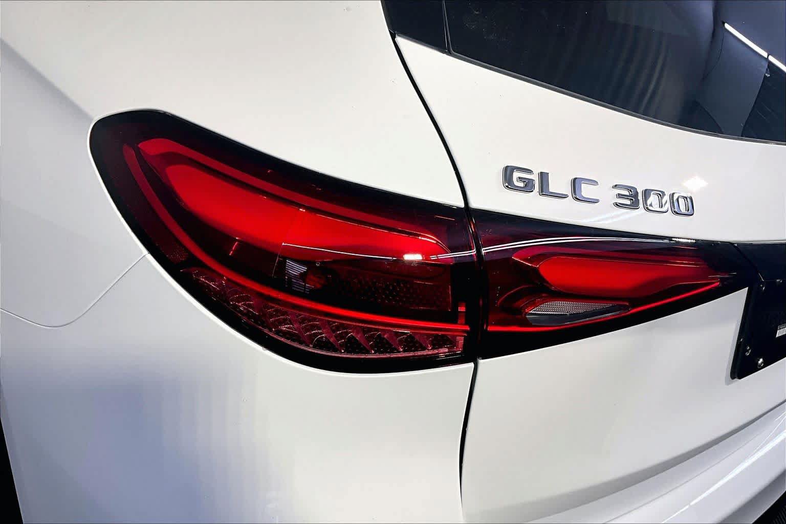 New 2026 Mercedes-Benz GLC 300 4MATIC image 5