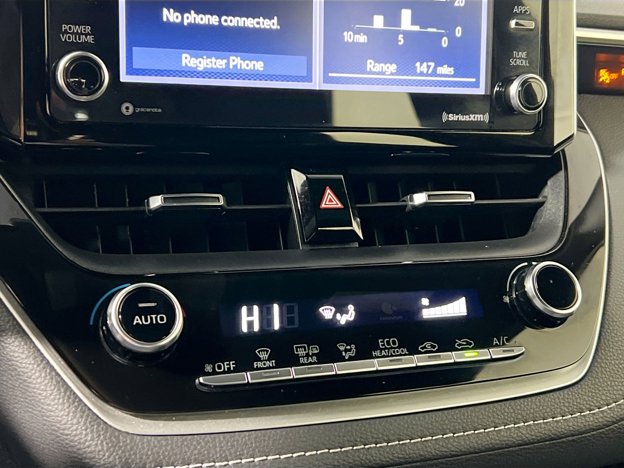 Used 2021 Toyota Corolla SE image 27