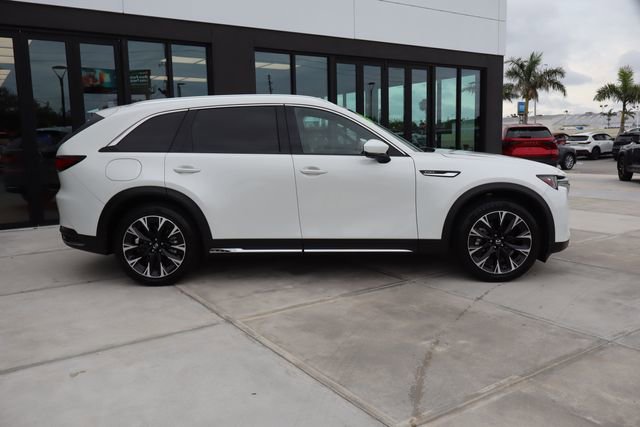 Used 2024 MAZDA CX-90 Plug-In Hybrid w/ Premium Plus AWD/4WD image 2